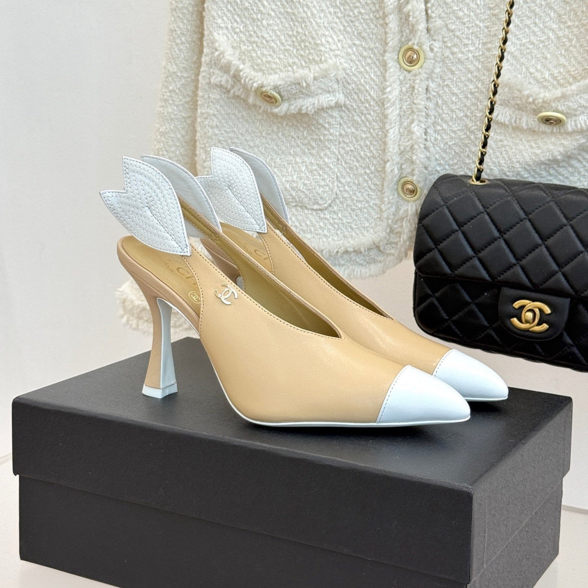CC Métiers d’art 2026 Slingbacks 9.5cm Beige White Lambskin