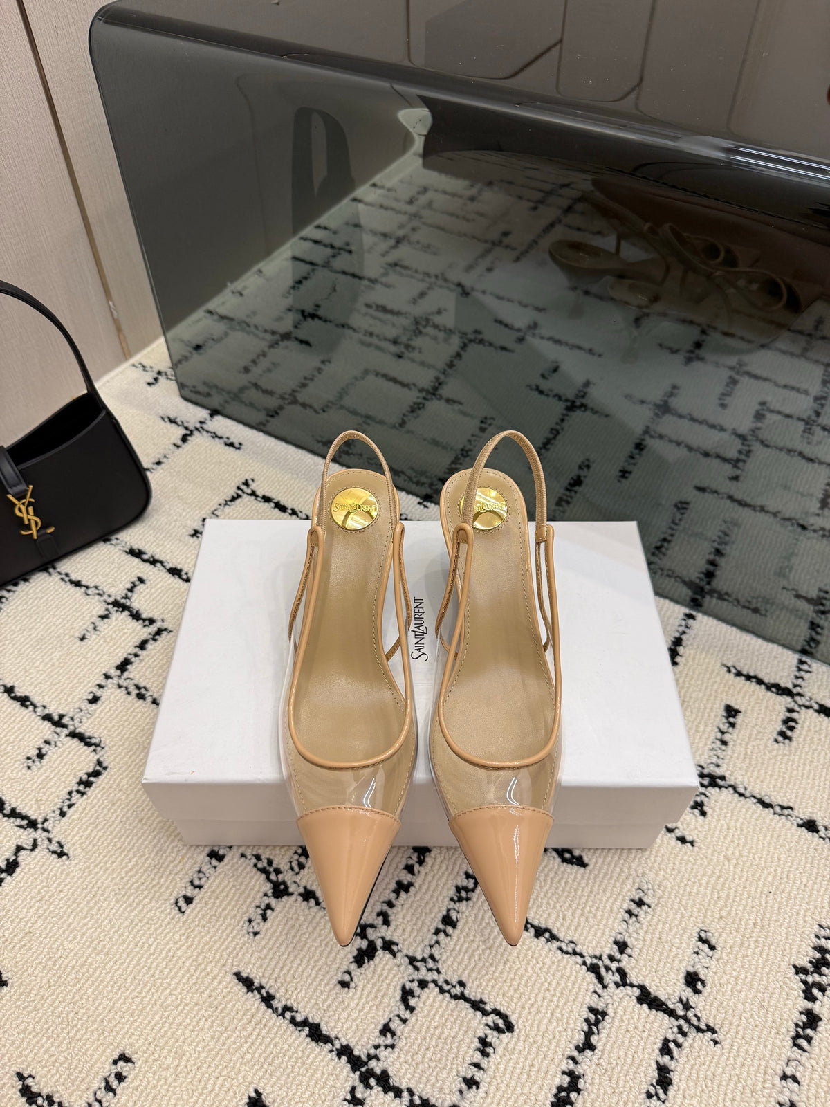 YSL Slingbacks Beige Patent Leather 894386