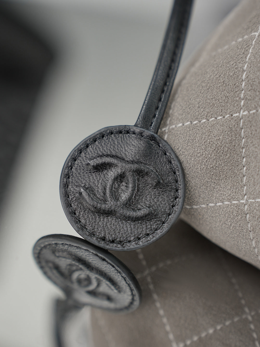 Chanel 2026 Lucky Bag 22cm Taupe Suede