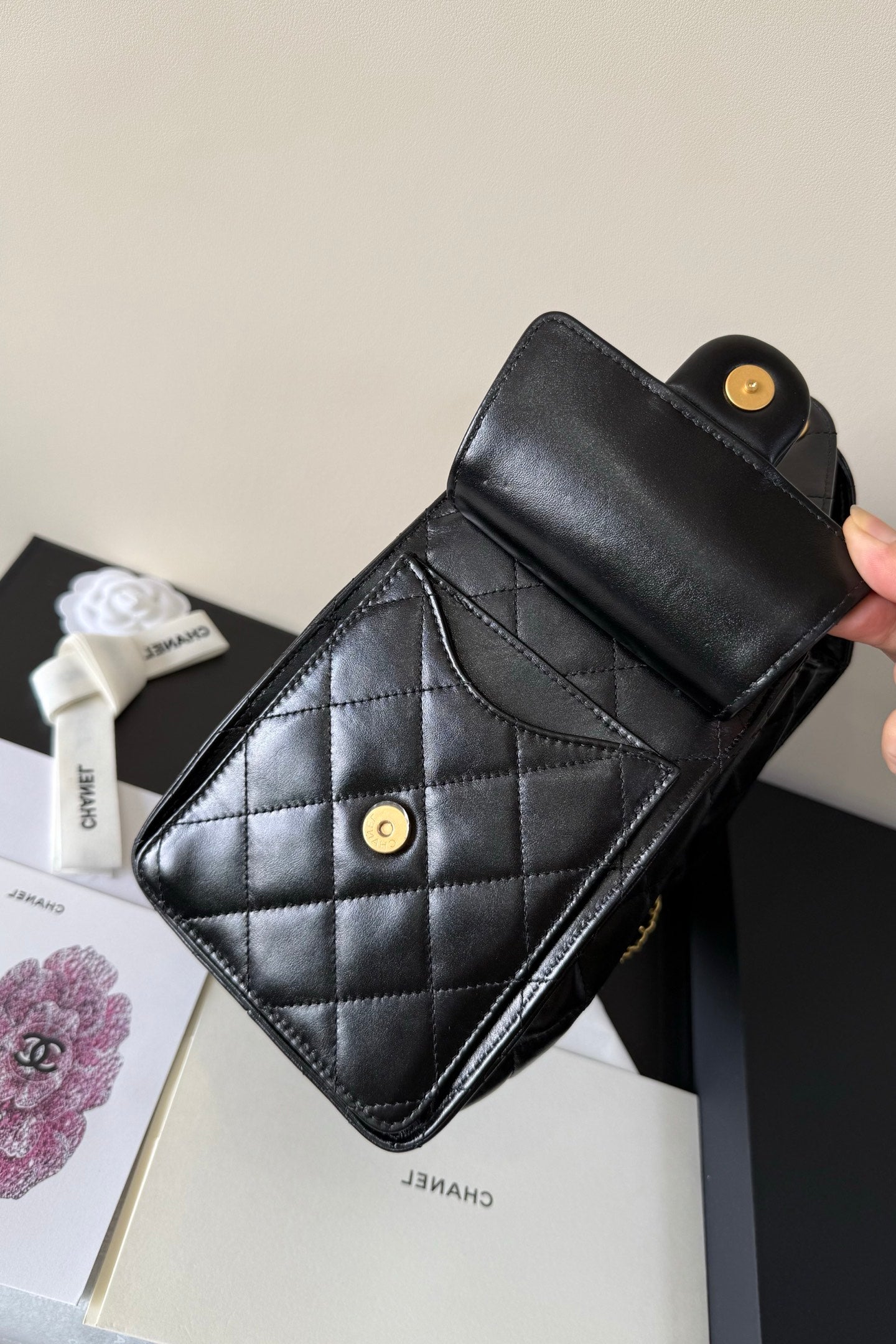 CC 25 Hobo Bag 26cm Black Glossy Leather GHW 282460