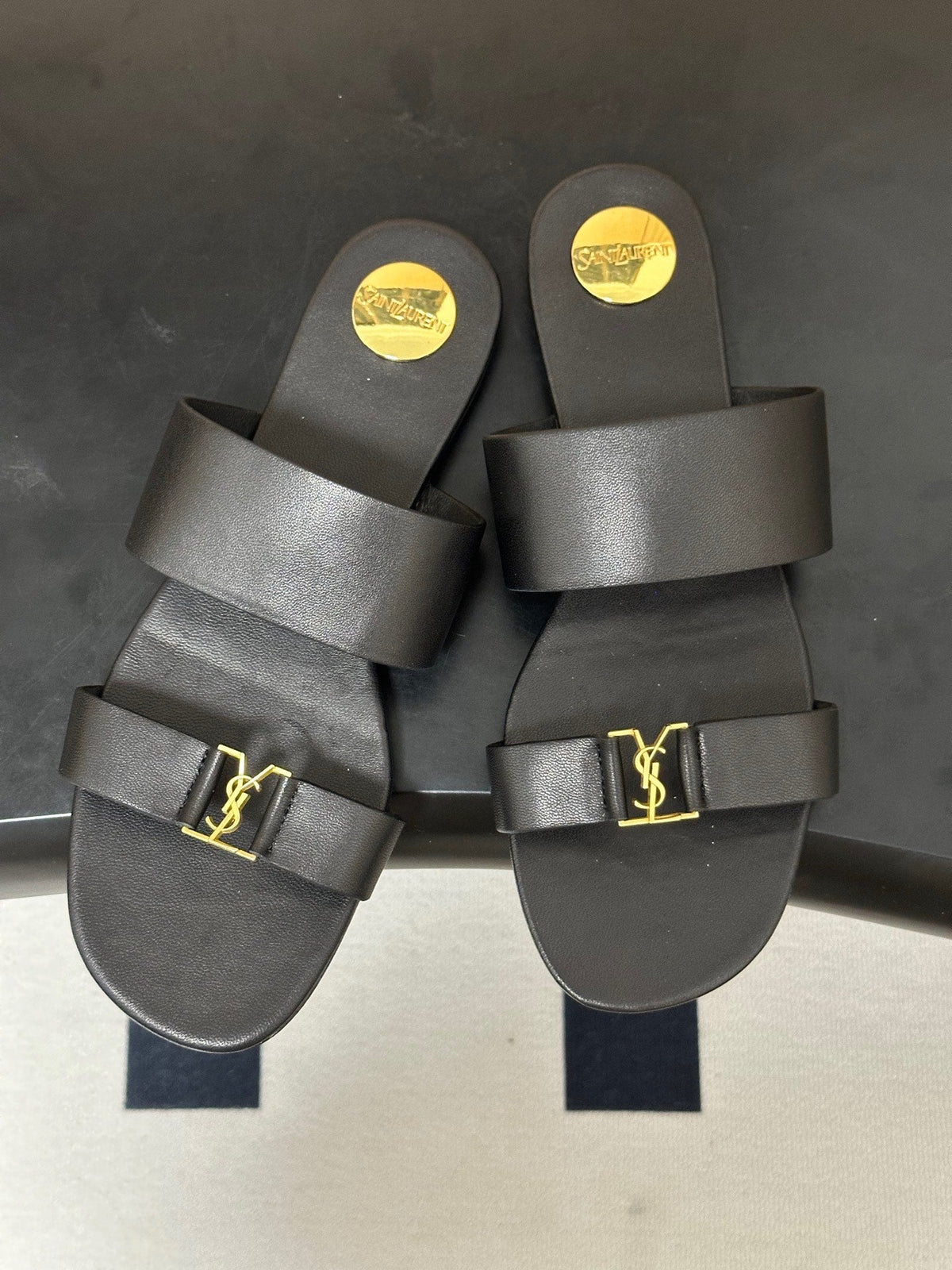 YSL Babylone Slides Black Smooth Leather 787571