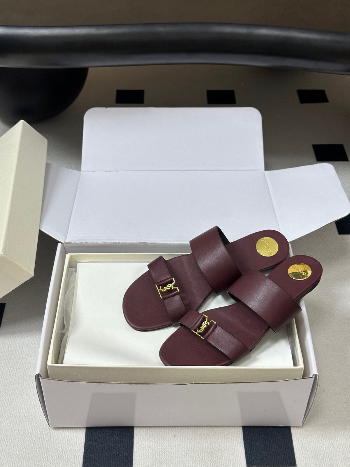 YSL Babylone Slides Burgundy Smooth Leather 787573