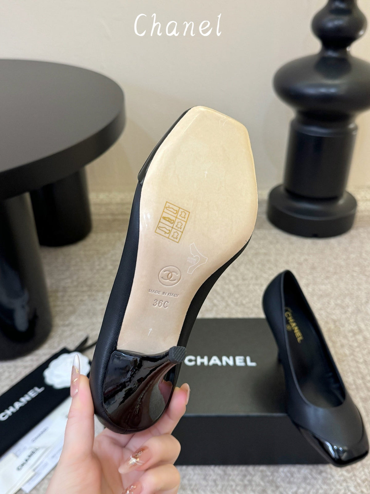 CC 26s Square Toe Pump Black Sheepskin 835682