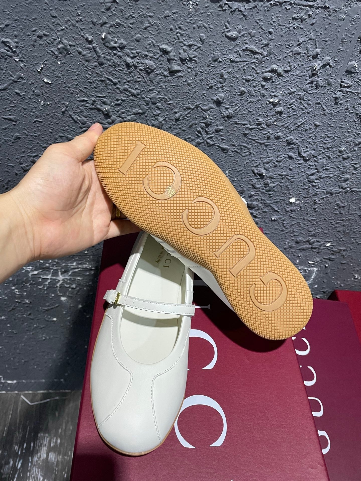 GG Shift Ballerina Cream Leather 787923