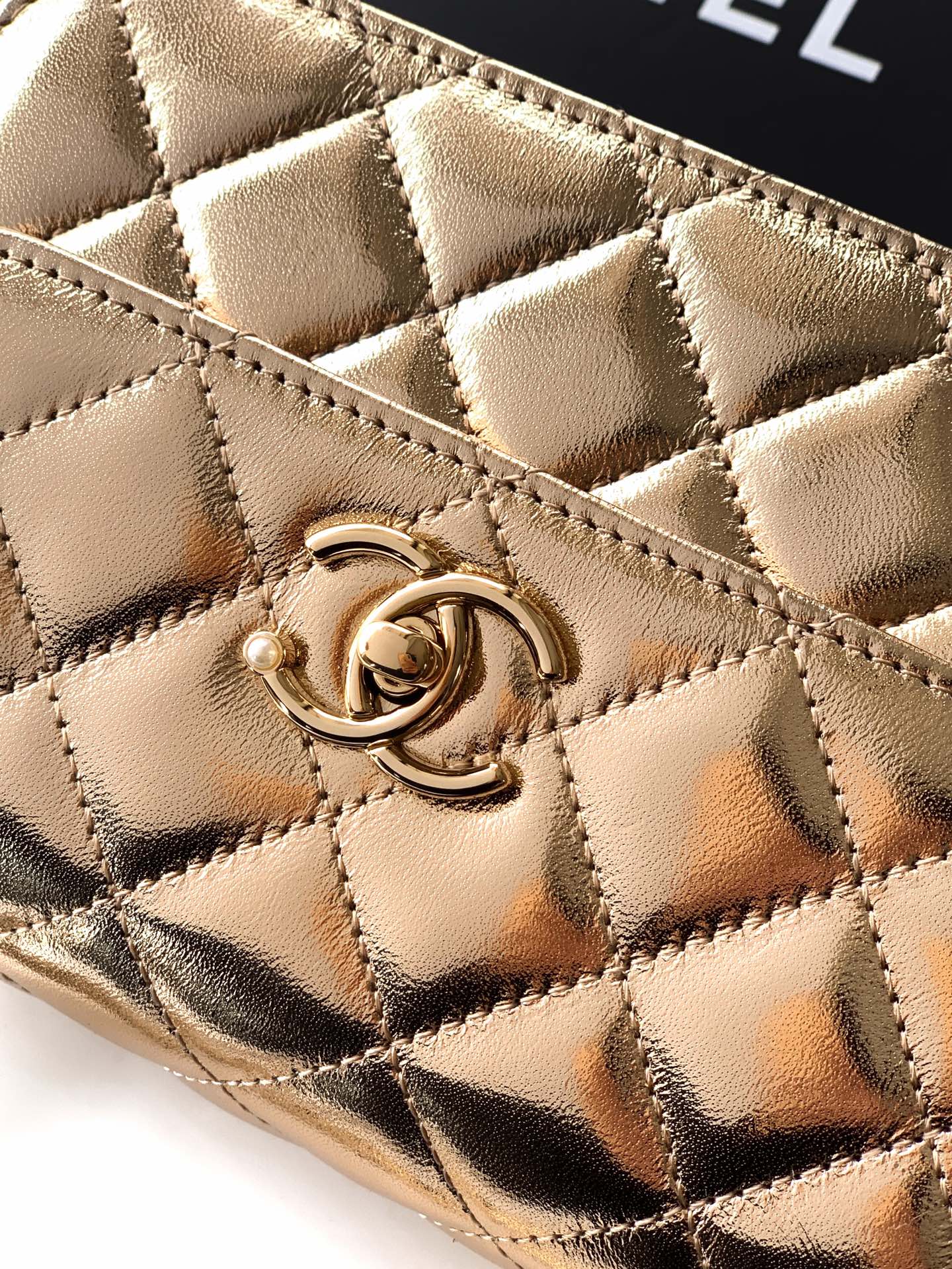 CC Mini Flap Bag 15 With Handle Gold Metalic Lambskin