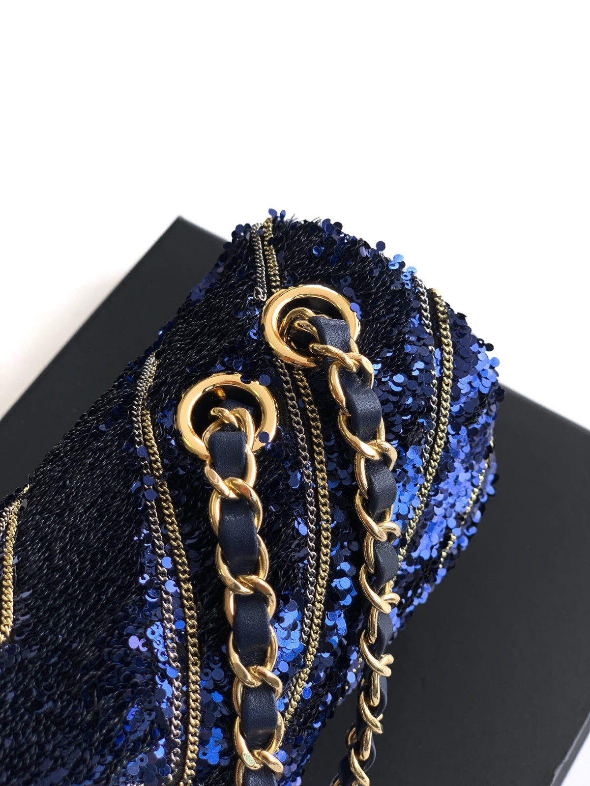 CC 26K Flap Bag 21cm Navy Blue Silk Sequin