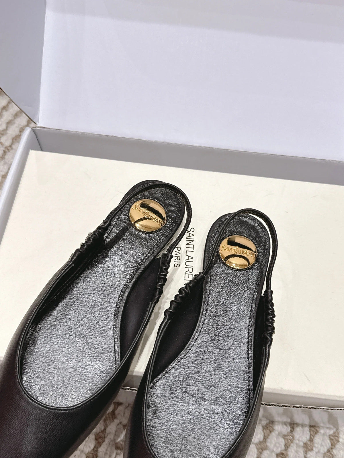YSL 26ss Flat Slingback Black Sheepskin 654713