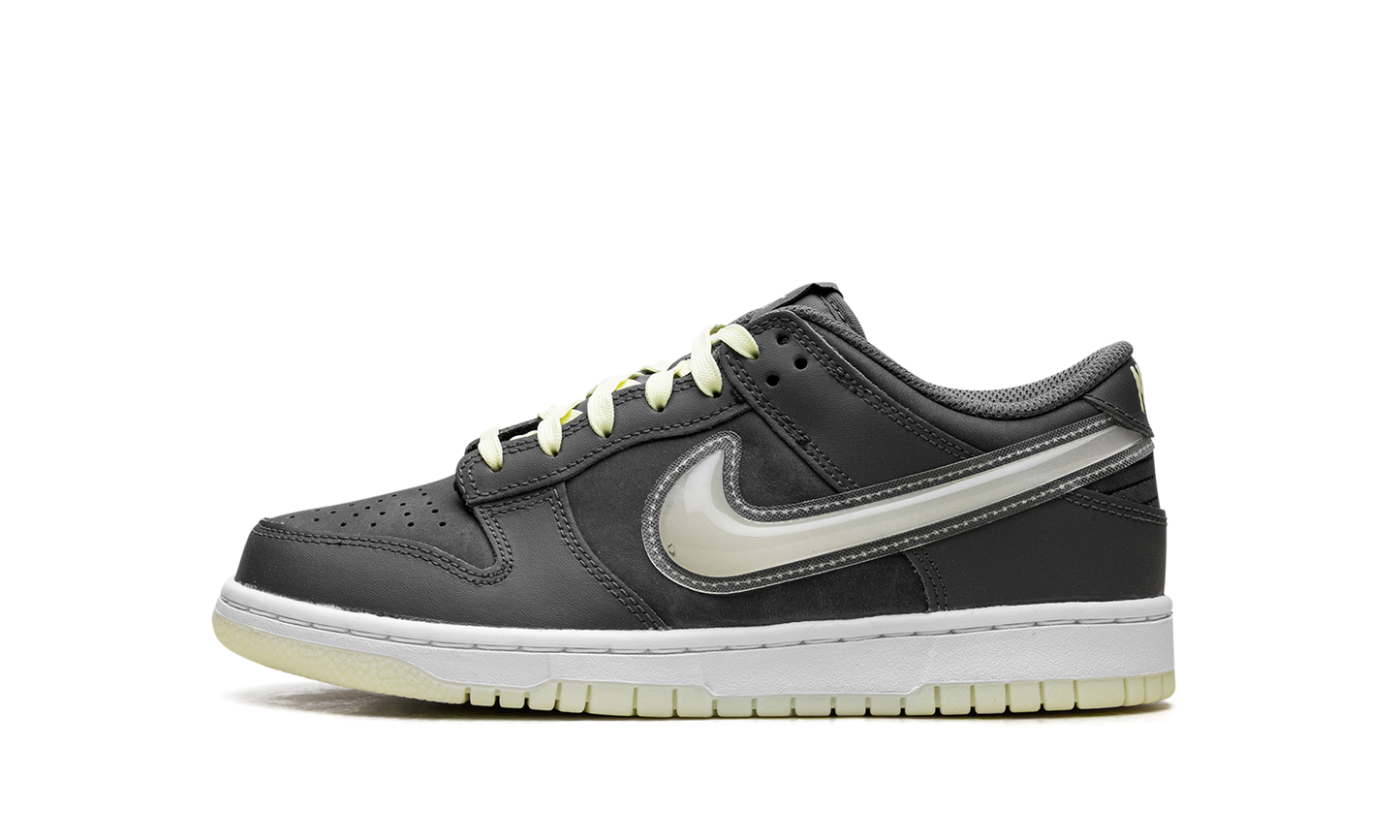 Dunk Low GS Halloween "Halloween - Glow in the Dark" HQ3569 068