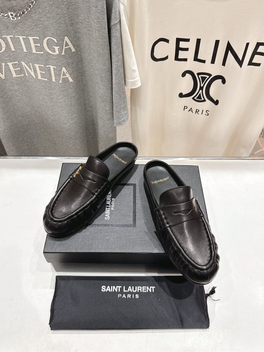 YSL 25 Loafer Black Gold Cowhide 160363