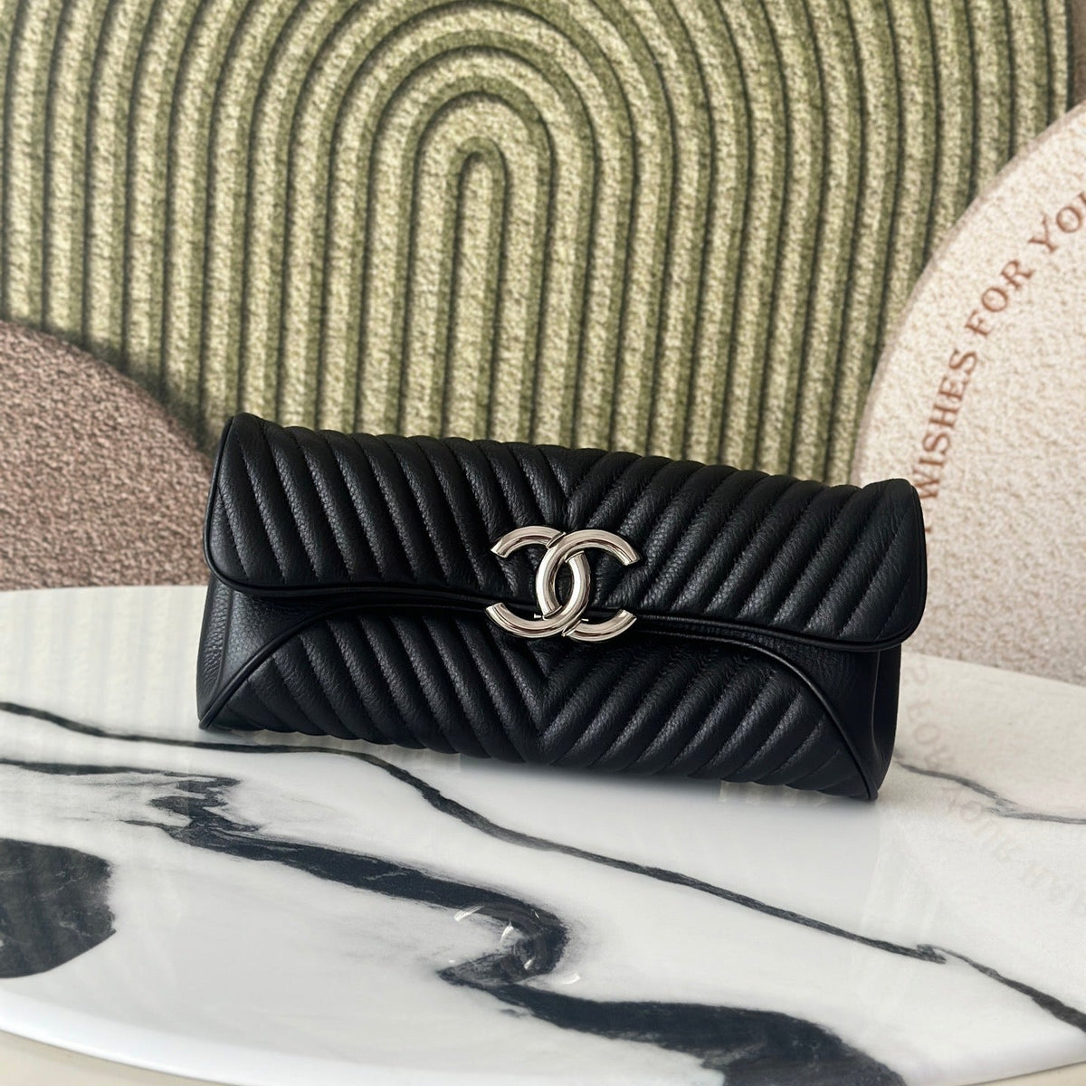CC V-Quilted Clutch 30cm Black Grained Calfskin