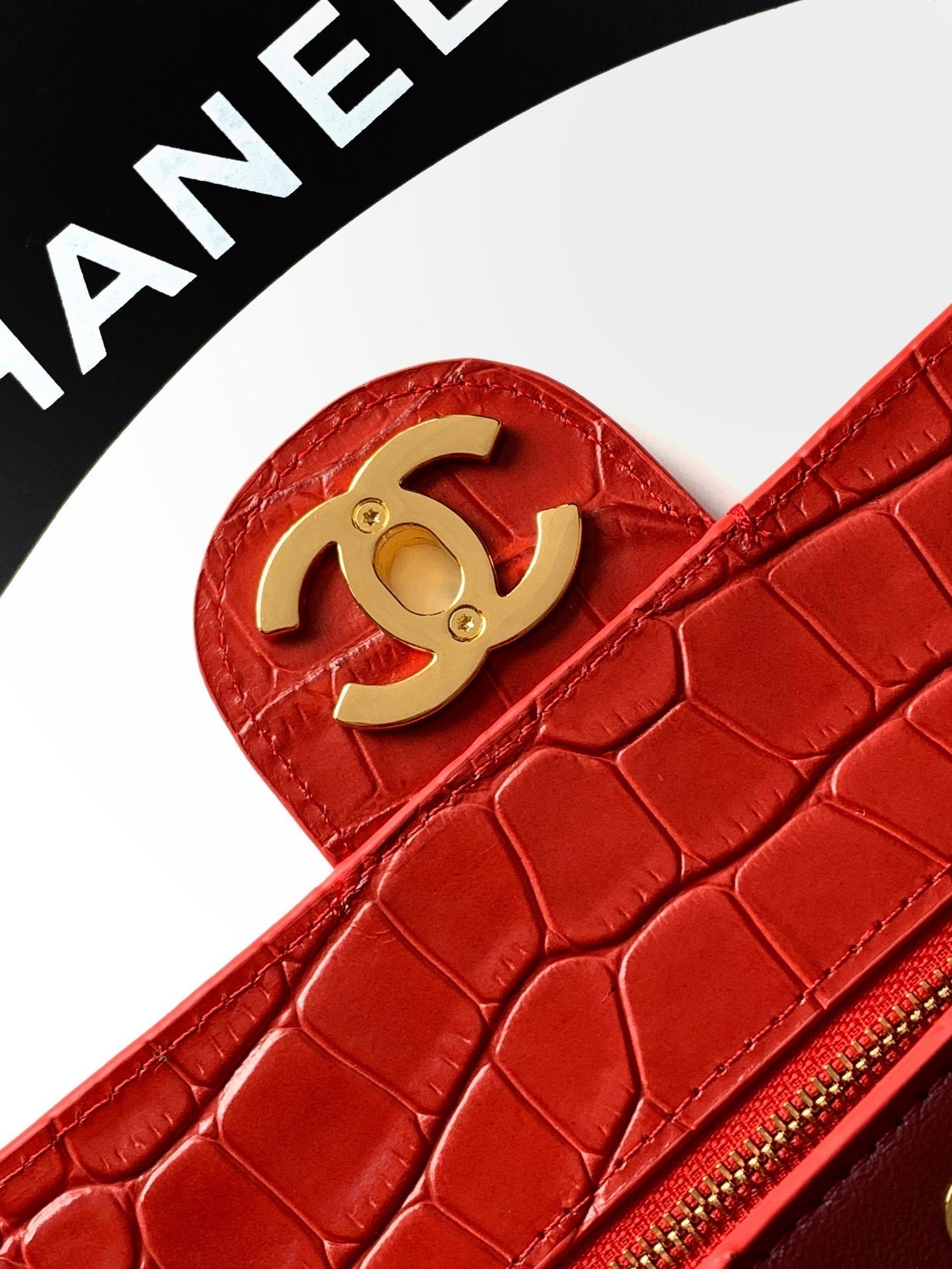 CC Croc Embossed Flap Bag 32cm Red Imported Leather 157999