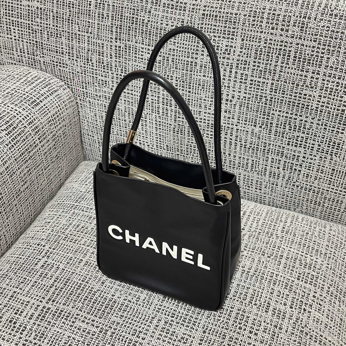 CC Vintage Tote Bag Embossed Camellia 25cm White Lettering Black Calfskin