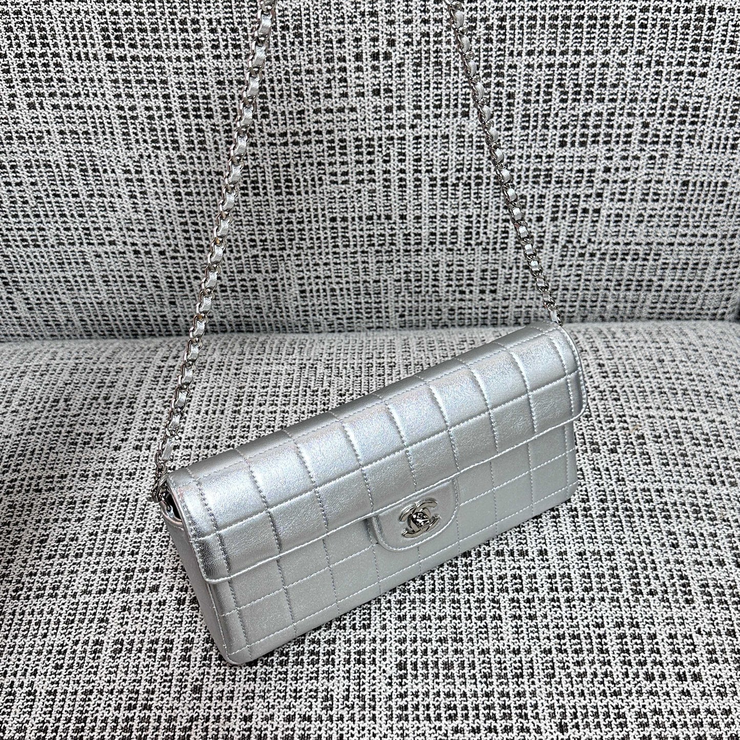 CC East-West Flap Bag 26cm Silver Lambskin