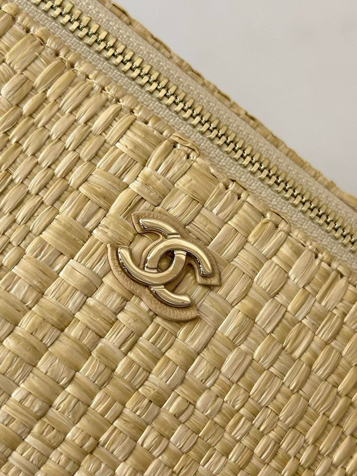 CC Vanity Clutch With Chain 18.5cm Beige Raffia & Lambskin 292226