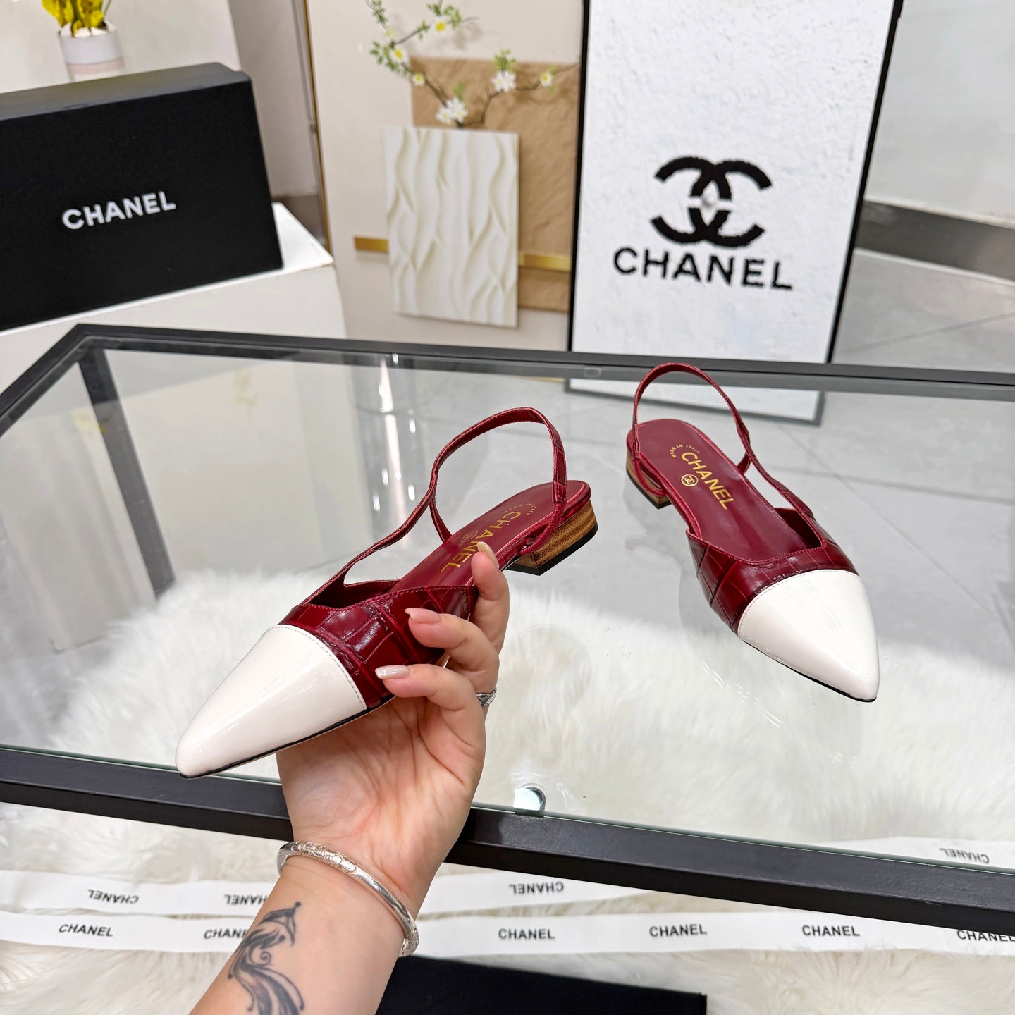 CC Crocodile-Embossed Slingback Flats Burgundy Cowhide Leather 873864