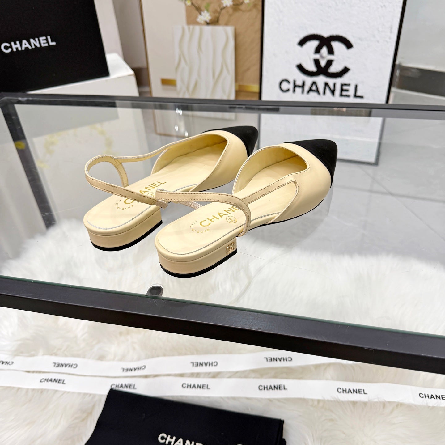 CC Slingback Flats Beige Cowhide Leather 873860