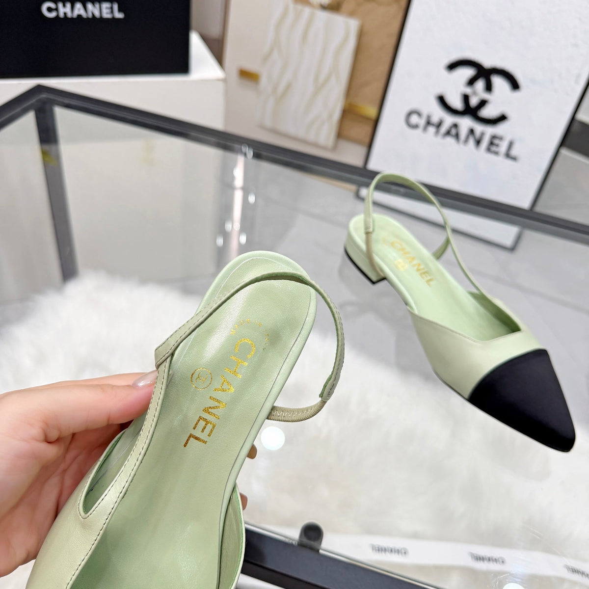 CC Slingback Flats Lime Green Cowhide Leather 873859