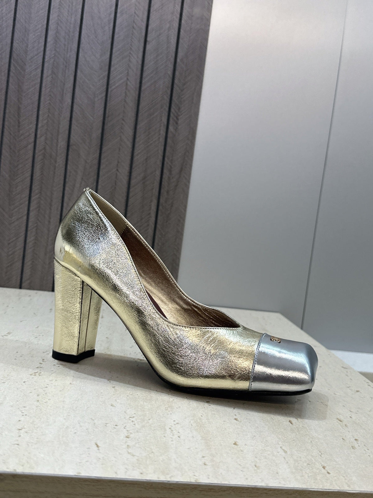 CC Square Toe Block Heel Pumps 90mm Gold Metallic Patent Leather 896864