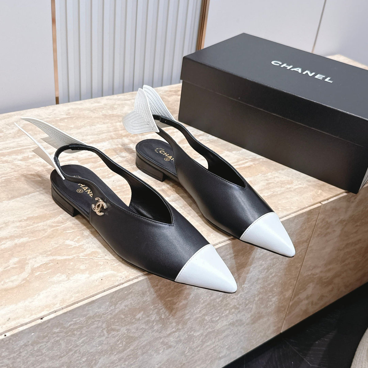 CC Métiers d'Art 2026 Slingback Flats Black Lambskin 898977