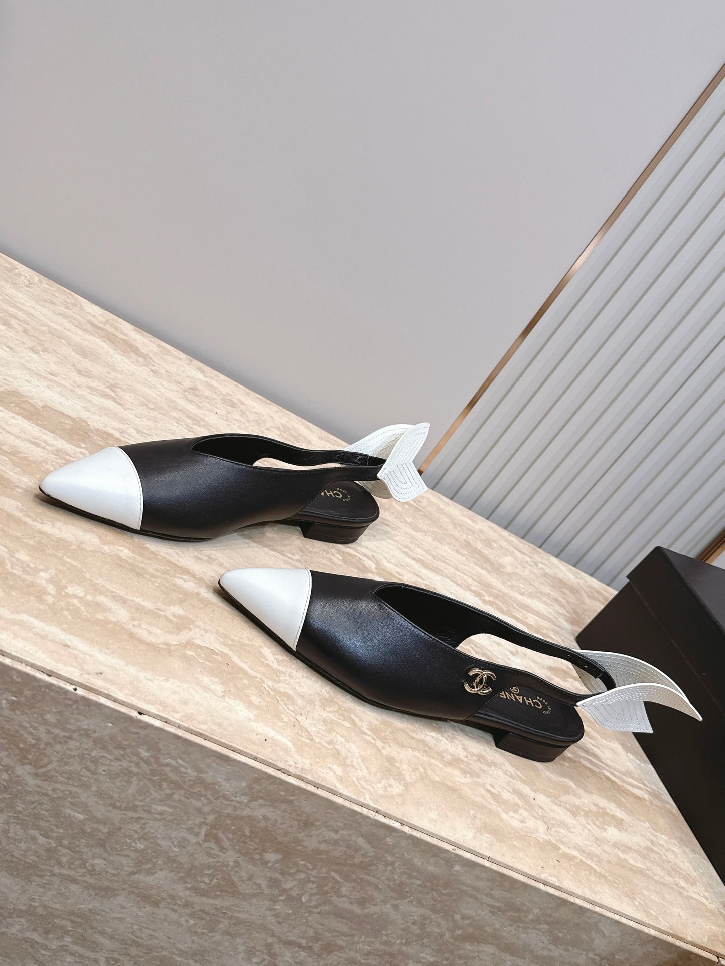 CC Métiers d'Art 2026 Slingback Flats Black Lambskin 898977