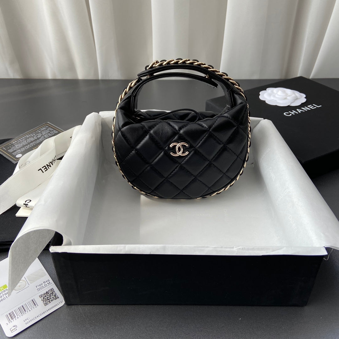 CC Pouch Bag 16cm Black Lambskin GHW 229973
