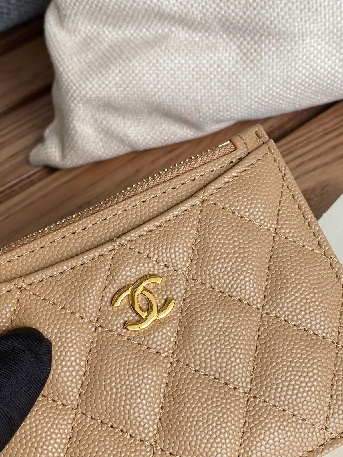 CC A84105 Coin Case Beige Gold Metal Caviar 240737
