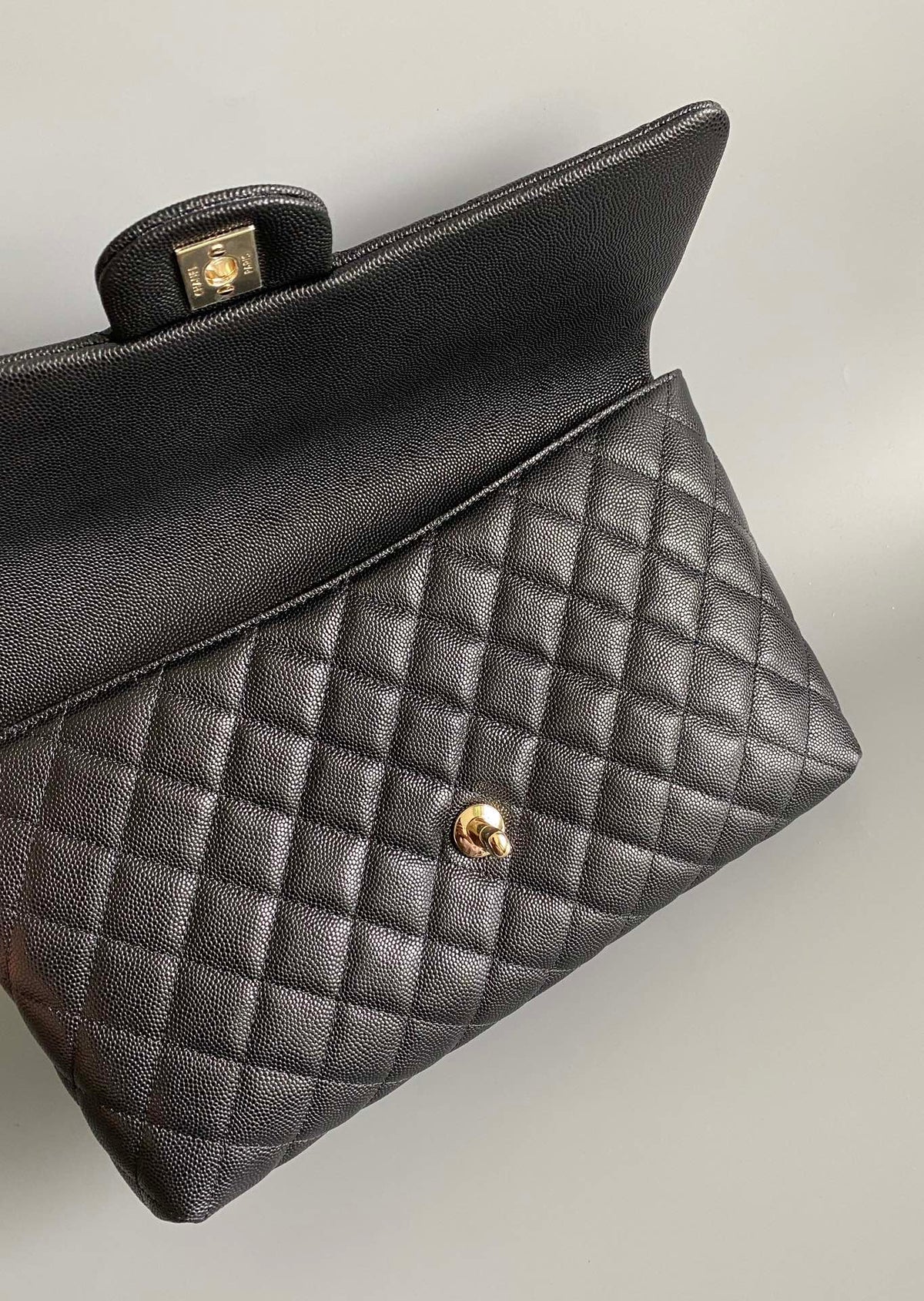 CC Handbag 28cm Black Caviar Leather