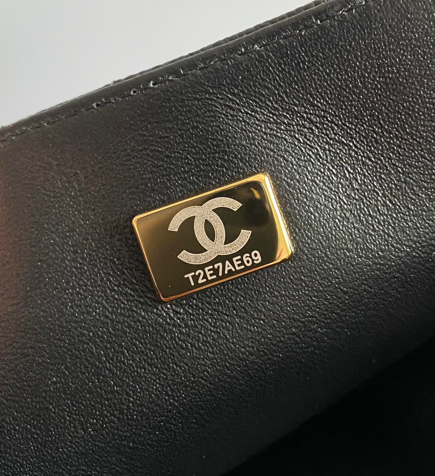 CC Handbag 28cm Black Caviar Leather