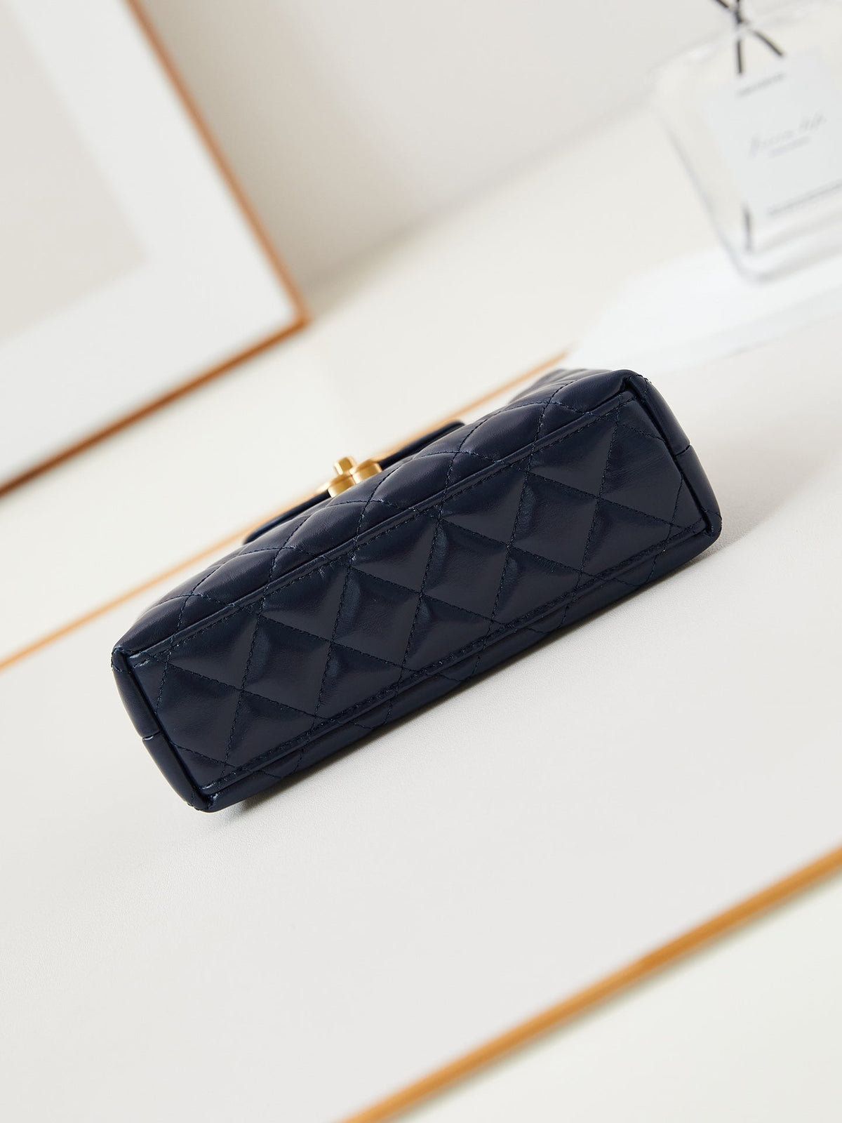 cc 24a nano 19cm kelly shopper bag navy blue lambskin