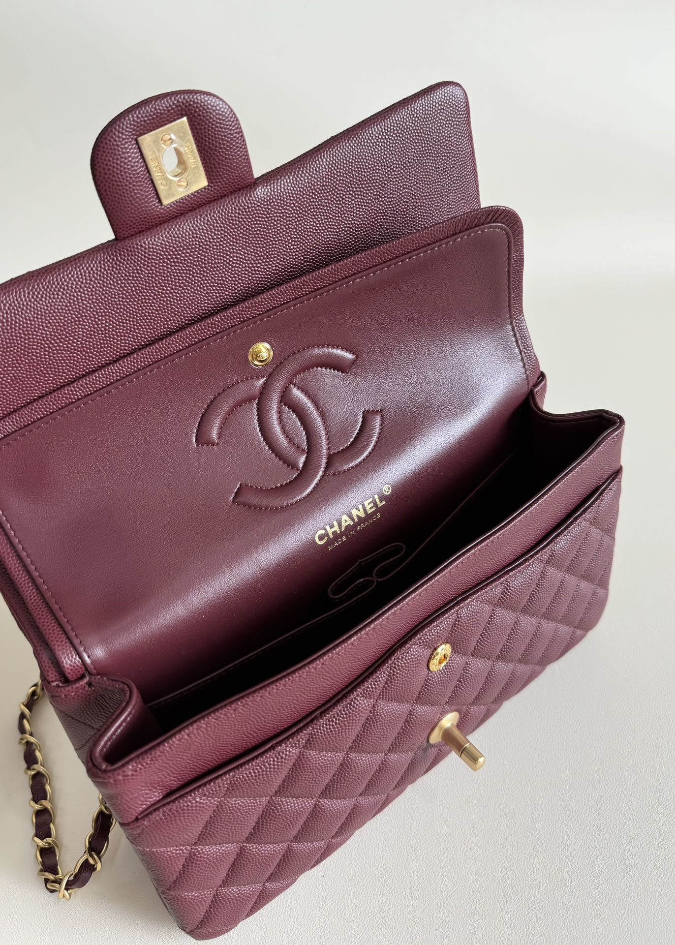 CC Classic Double Flap Bag 25cm Burgundy Caviar Leather