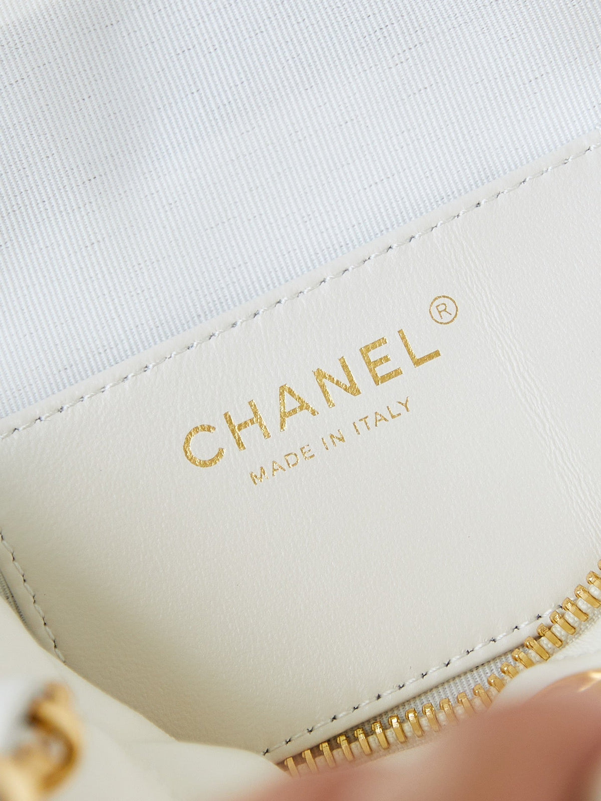 CC 24K Bowling Bag 25cm White Waxed Lambskin