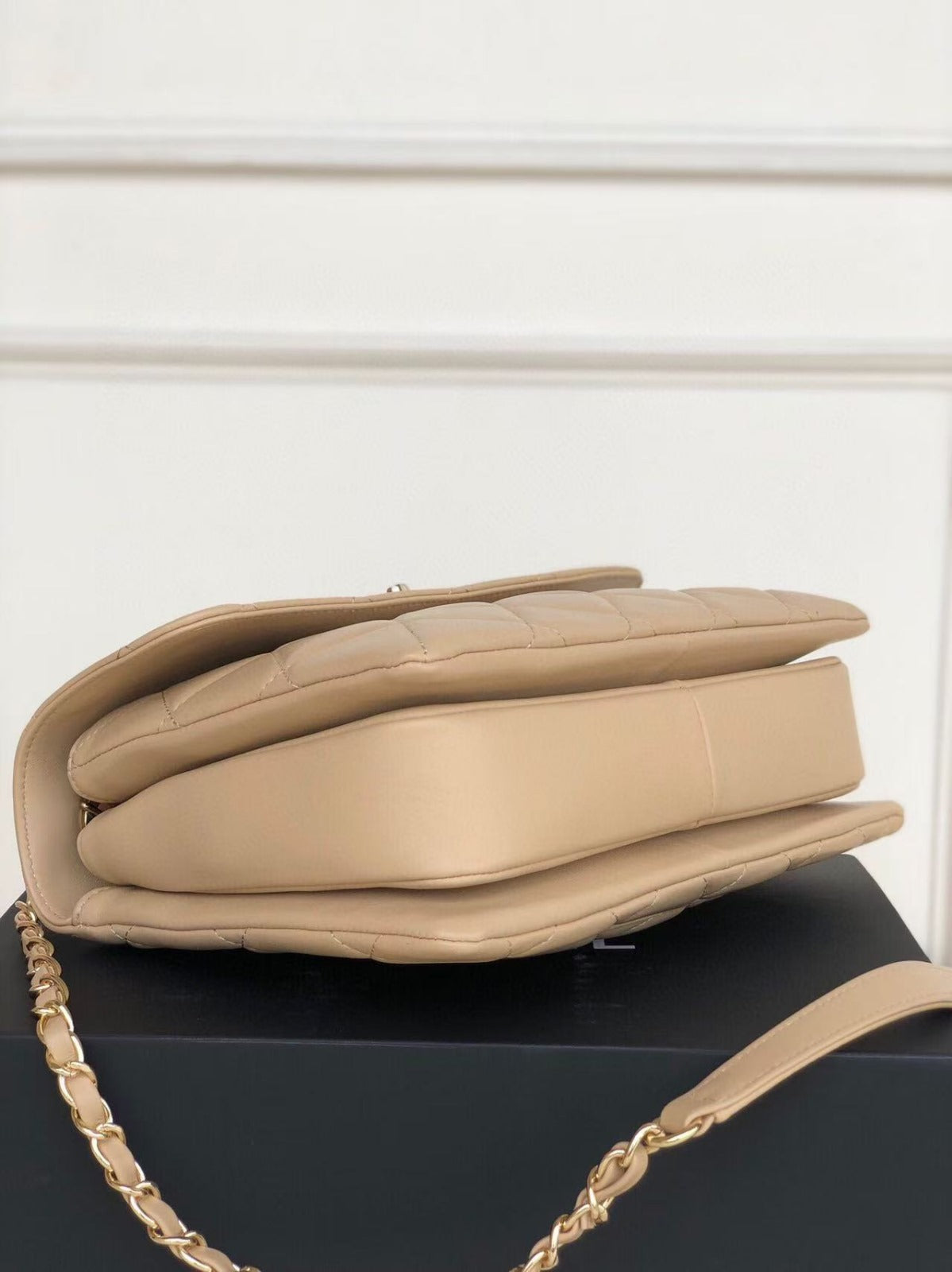 CC Trendy 25 Cream Lambskin