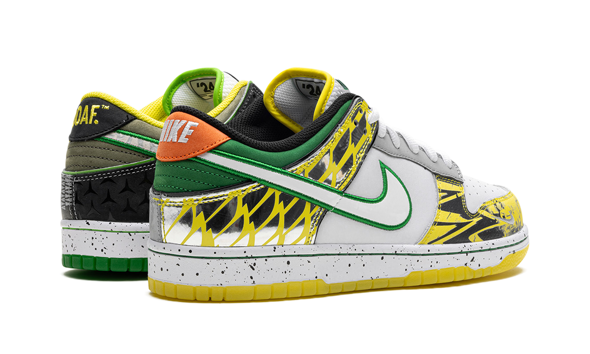 Dunk Low "What the Duck Away University of Oregon PE" HV1454 100