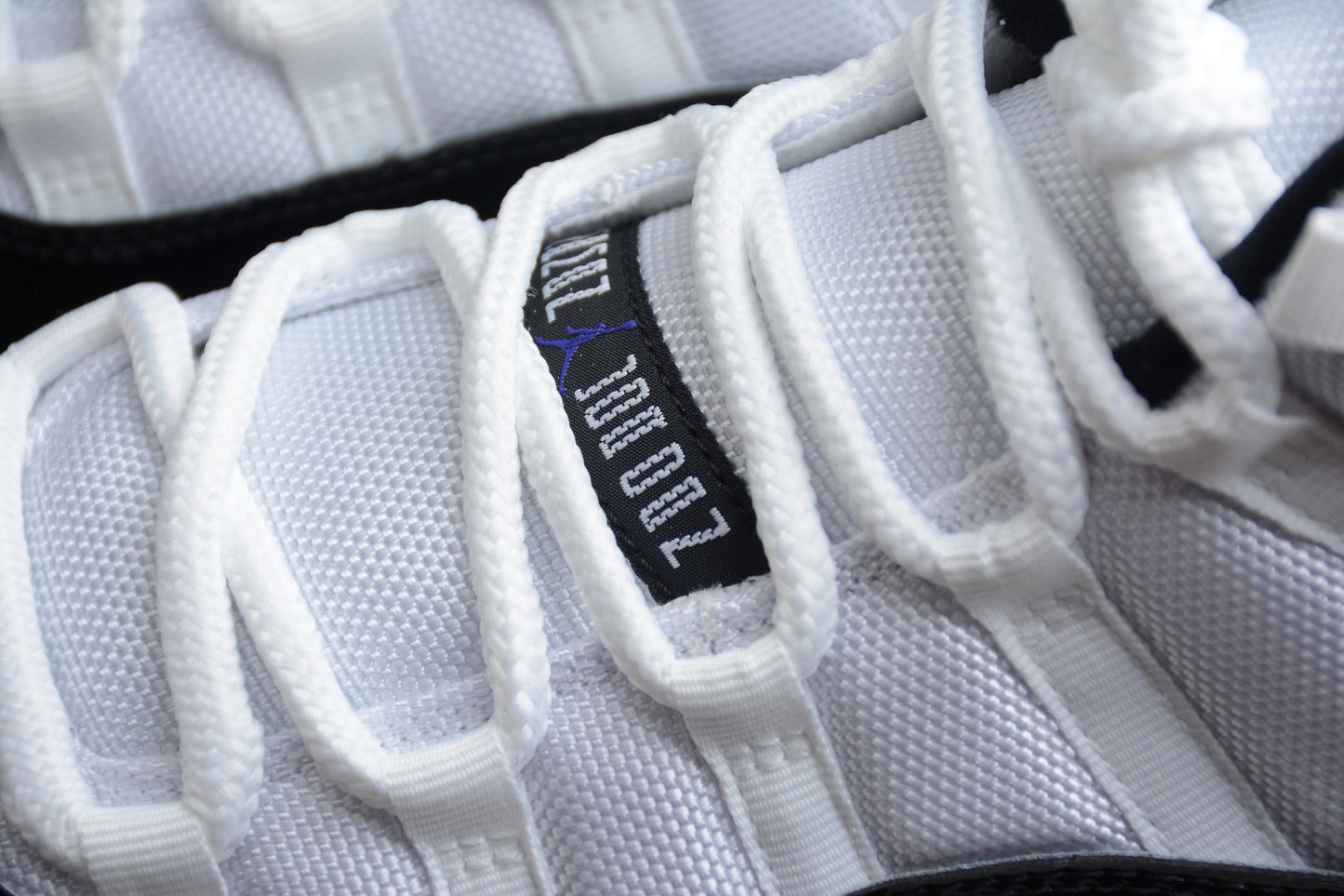 AJ 11 Concord