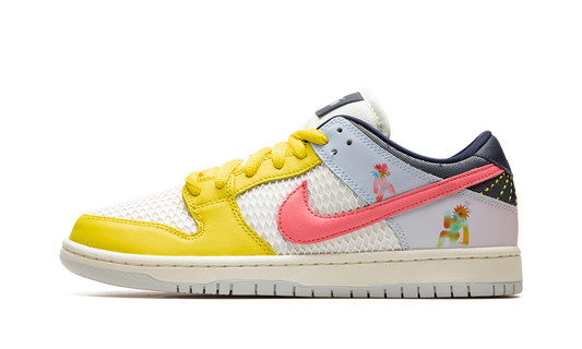 SB Dunk Low "Be True" DX5933 900