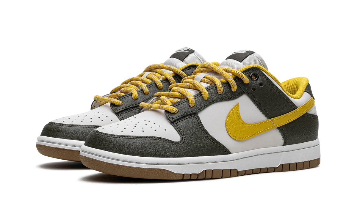 Dunk Low "Cargo Khaki / Vivid Sulfur" FV3629 371