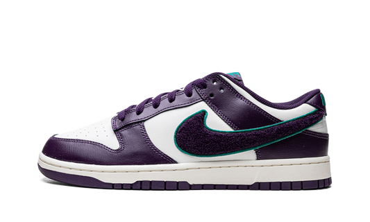Dunk Low "Chenille Swoosh - Grand Purple" DQ7683 100