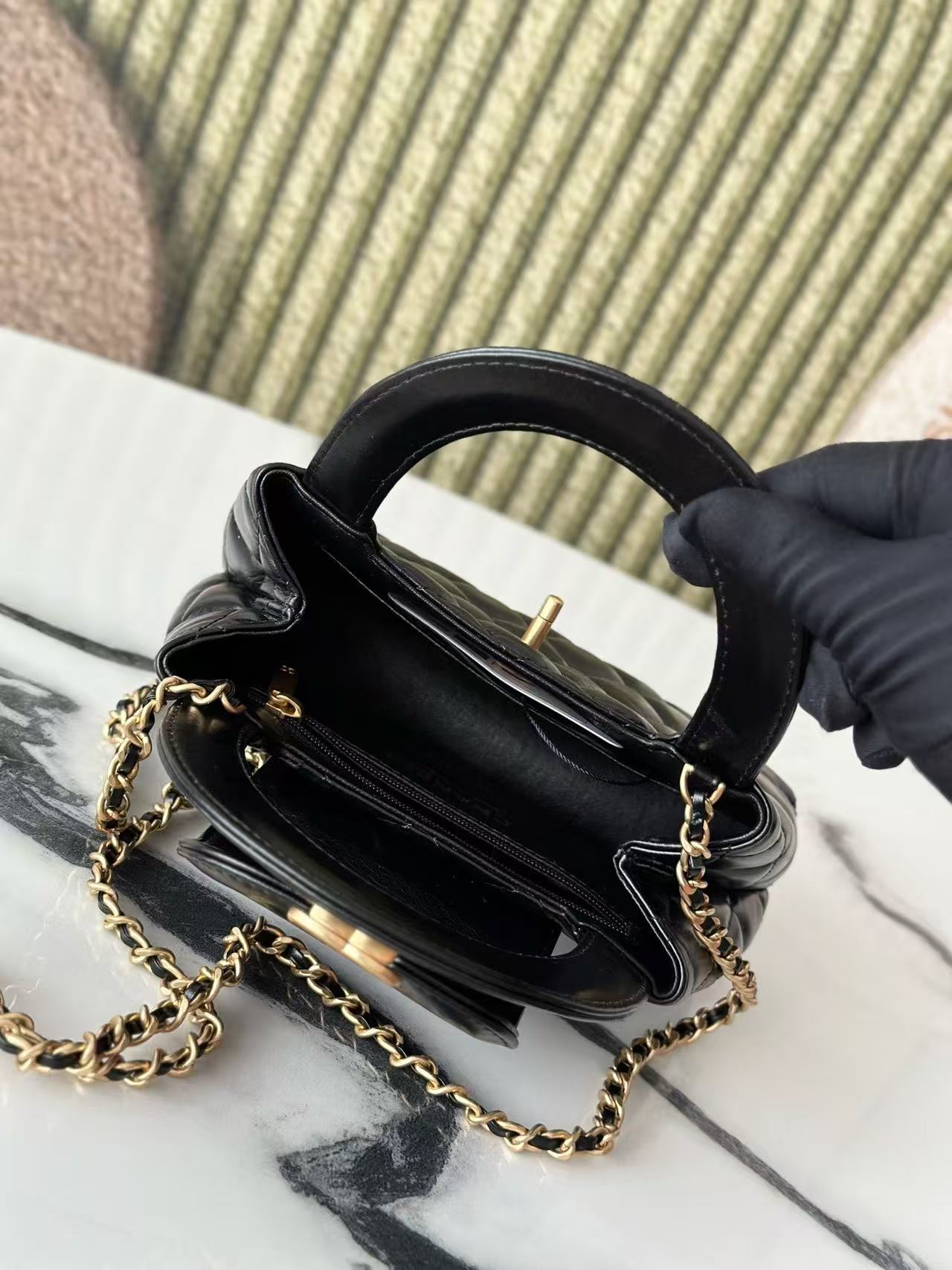 cc 24a nano 19cm kelly shopper bag black lambskin light gold hardware
