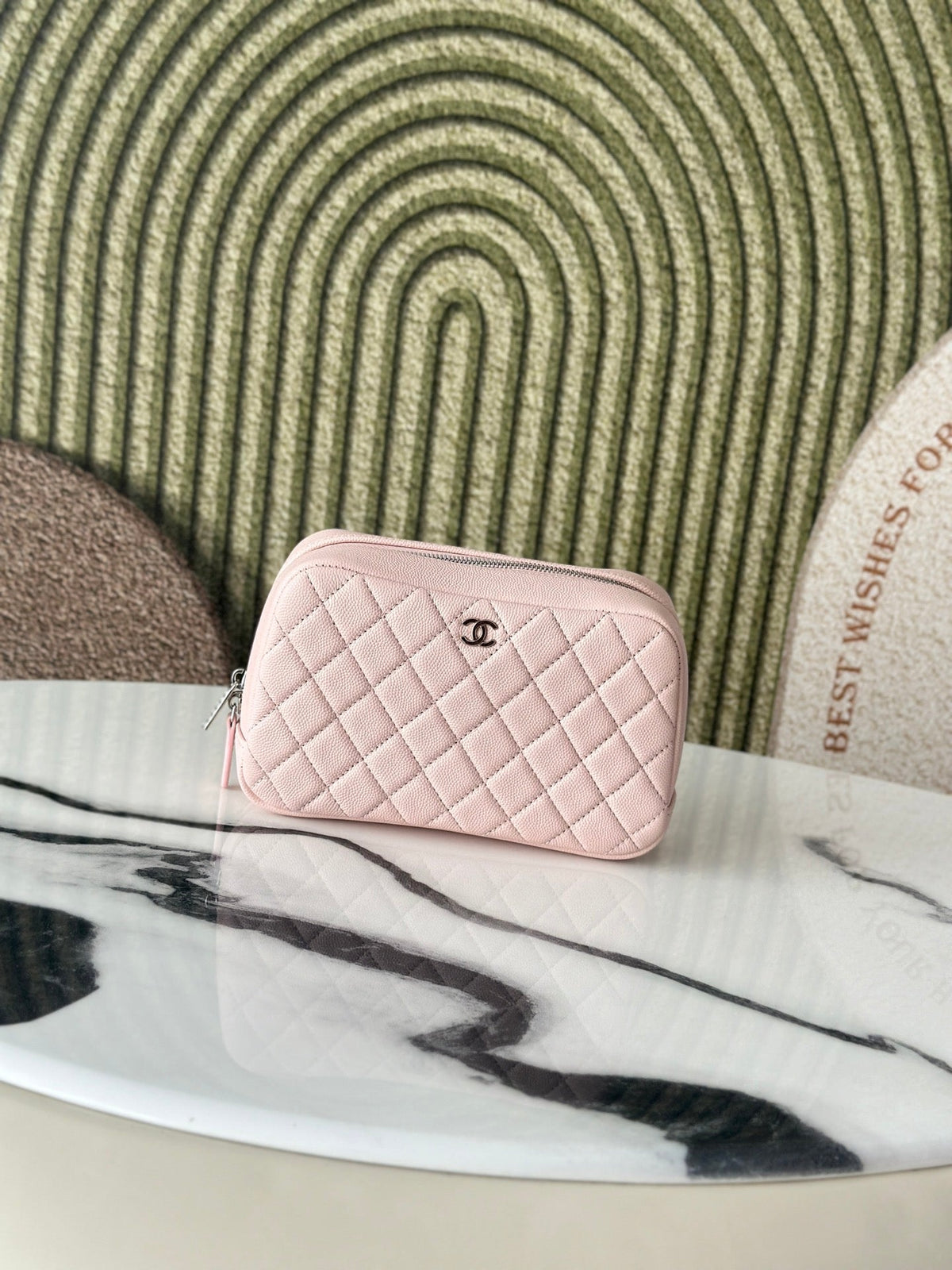 CC Classic Pouch CC Logo Diamond Quilted Pink Caviar Calfskin