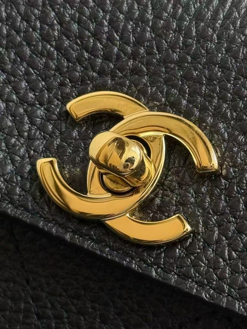 CC 26ss Small Shopping Bag 30.5cm Black Grain Leather
