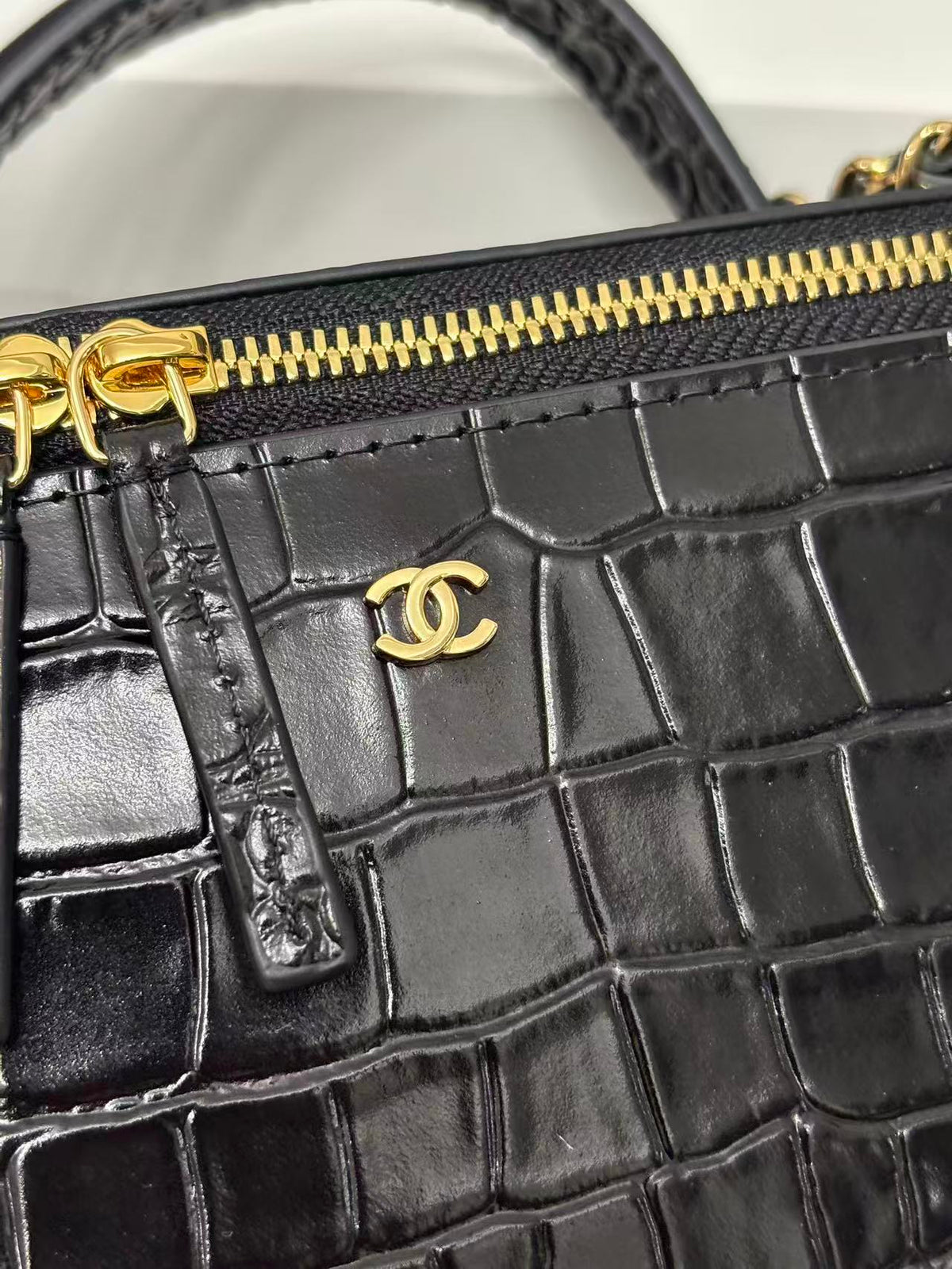 CC 26s Top Handle Vanity Case Black Calfskin Crocodile Embossed