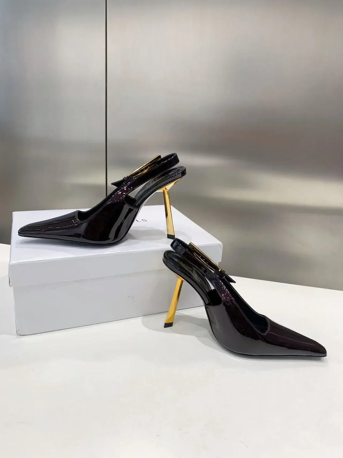 YSL 2026 Lee High-heeled Slingback 10.5cm Leather