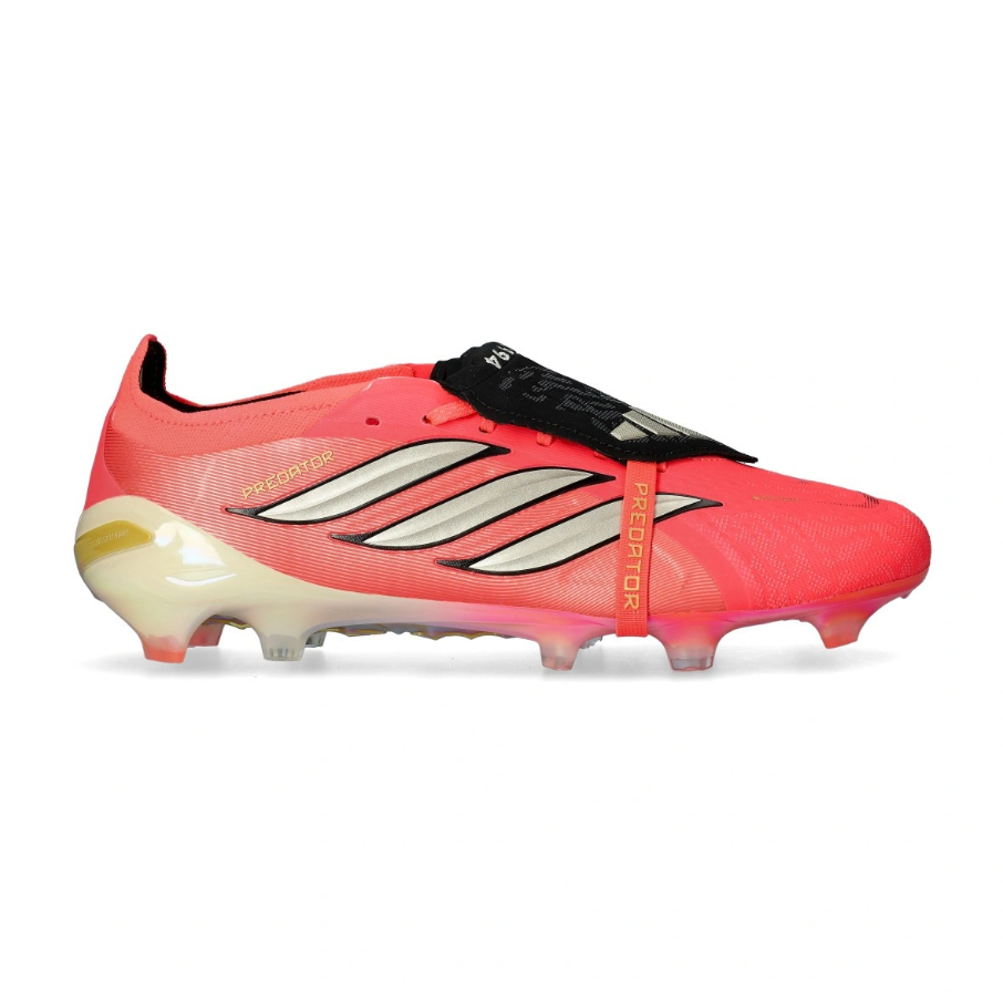 Predator Elite Fold-over Tongue Road to Glory FG
