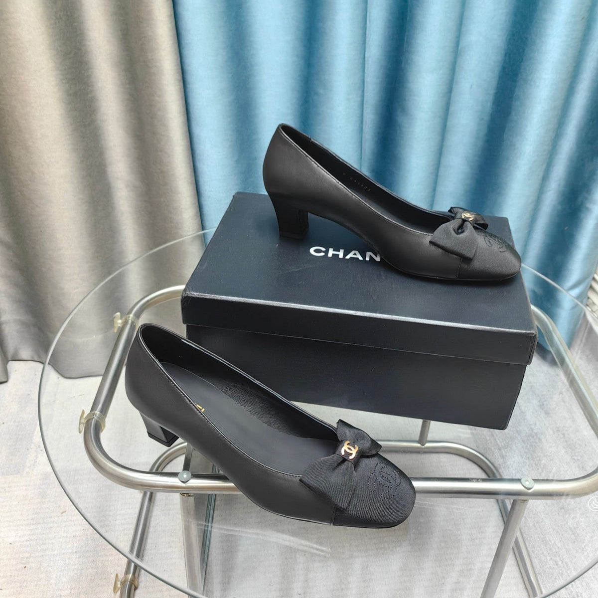 Chanel 2026 Bow Pump Leather Fabric 711666