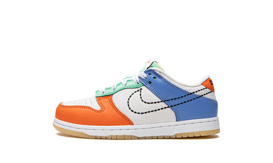Dunk Low PS "Nike 101" DX3364 100