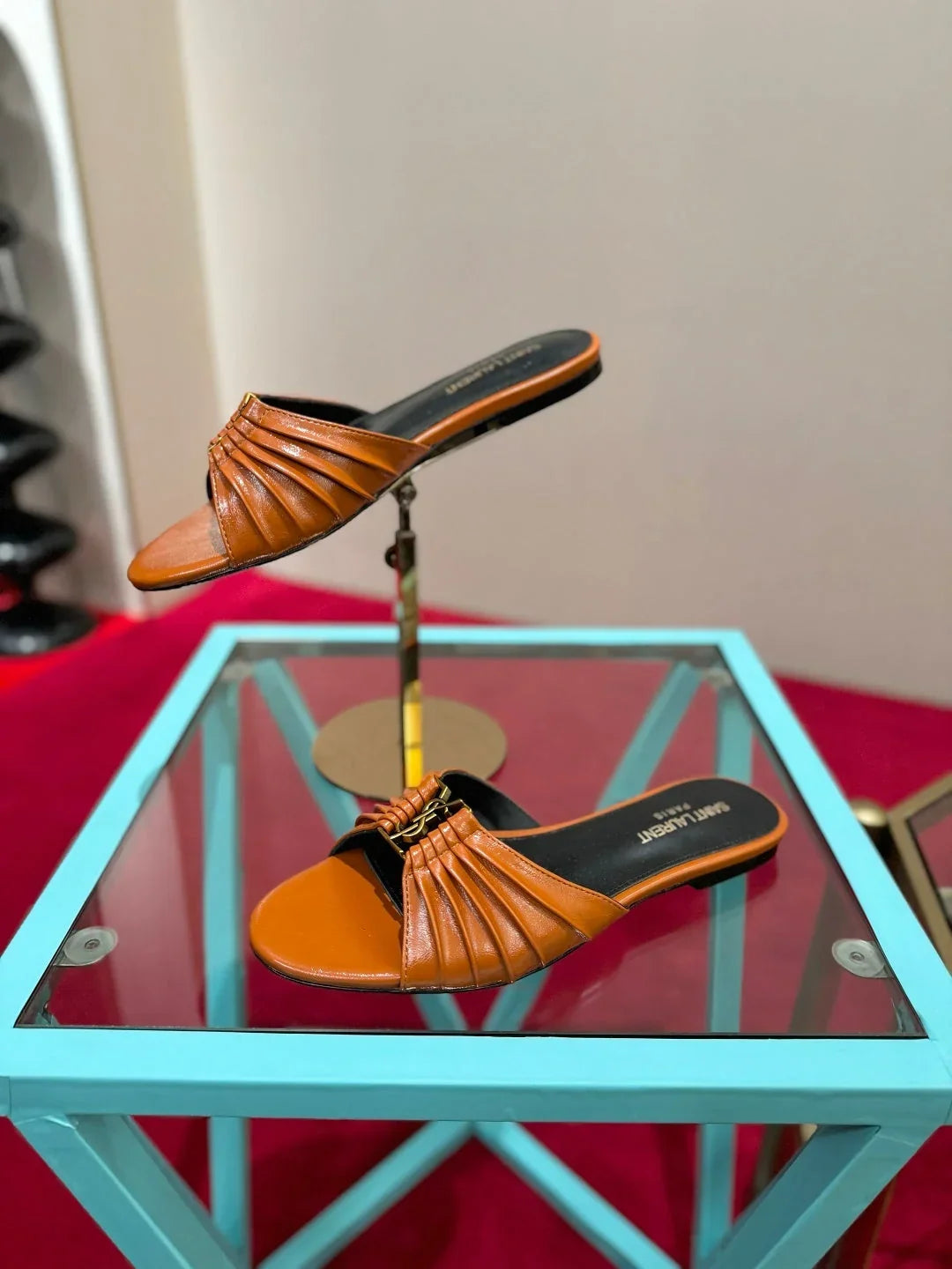 YSL 2026 Flat Sandal Smooth Calfskin 925205