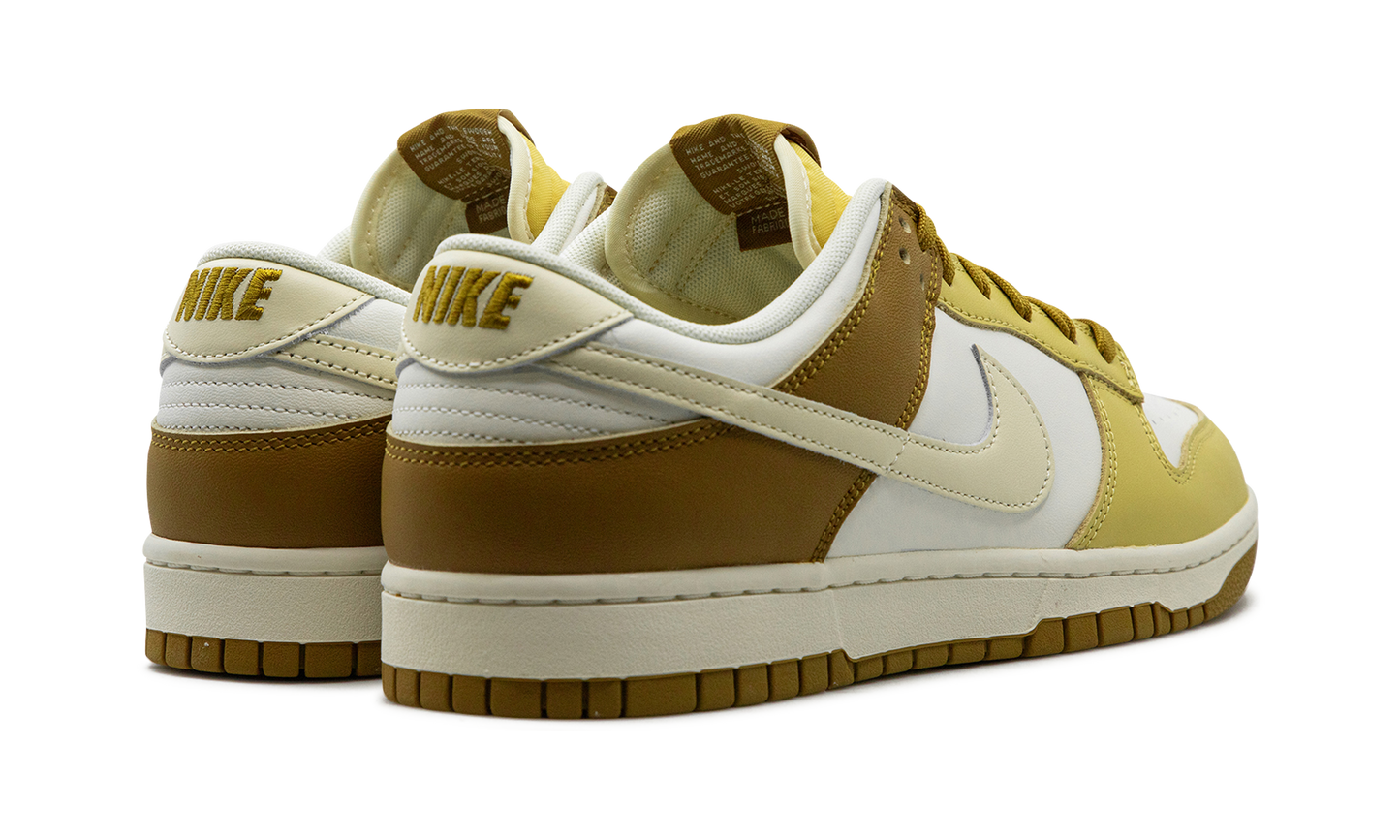 Dunk Low "Bronzine" FZ4042 716
