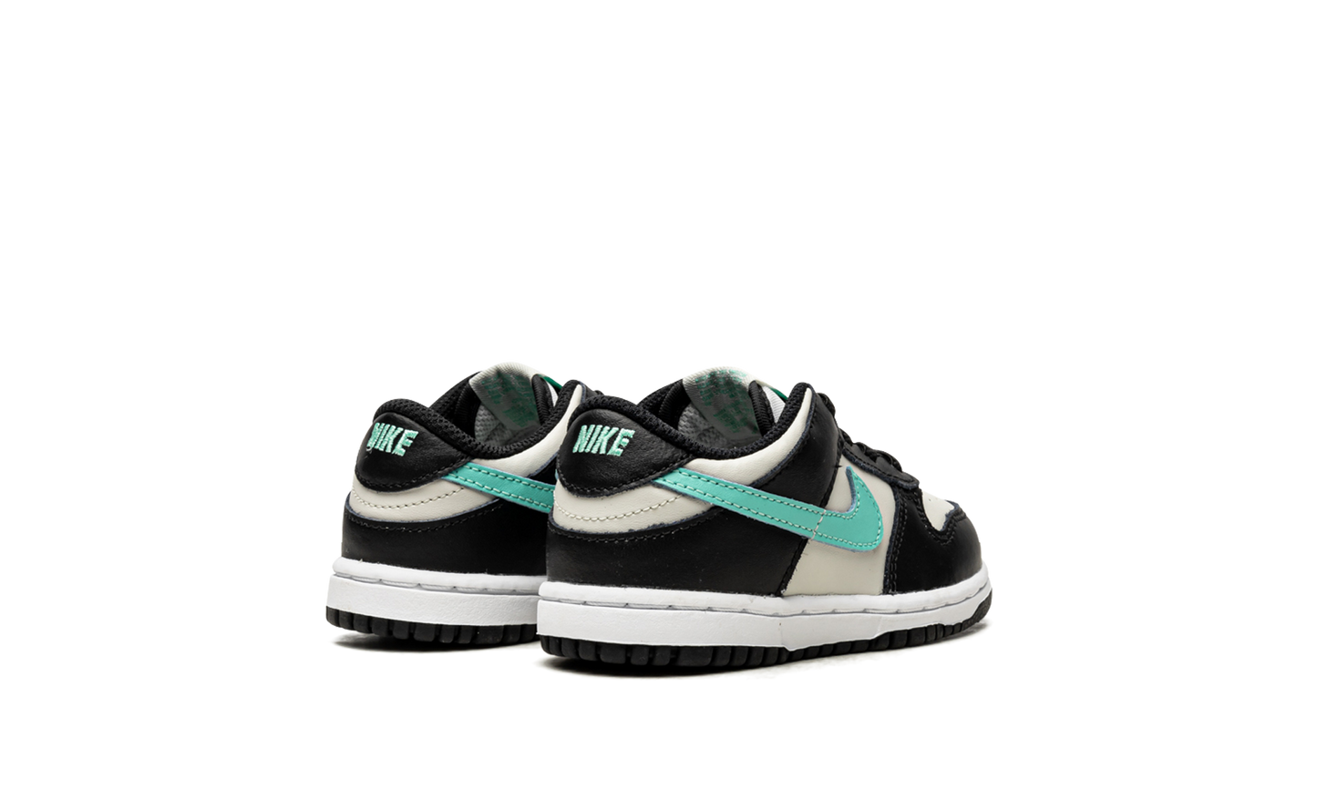 Dunk Low TD "Tropical Twist" CW1589 003