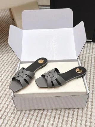 YSL 26ss Melody Stiletto Flat Slippers Calfskin