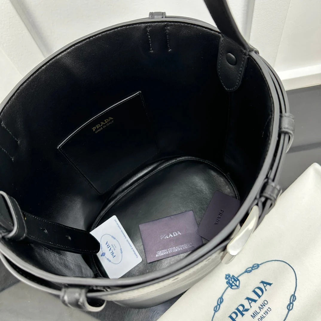 Prada 2026 Medium Bucket Bag 29cm Calfskin